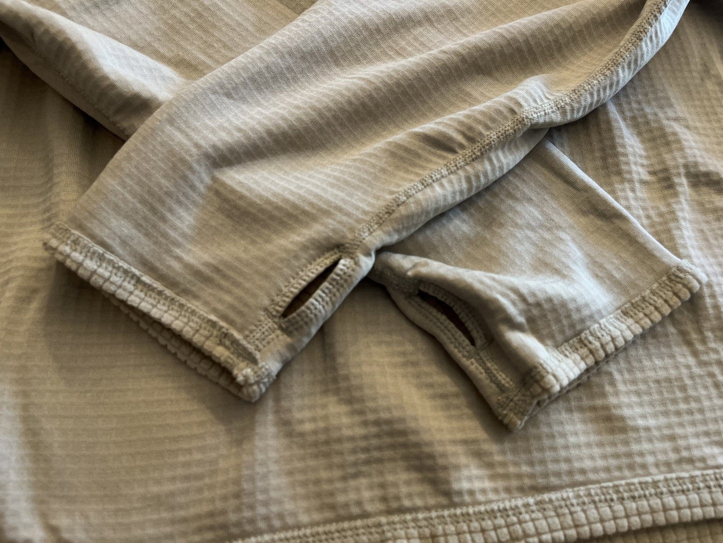 US Military Gen III ECWCS Level 2 Mid-Weight Shirt Tan Grid Fleece XX-Large Long
