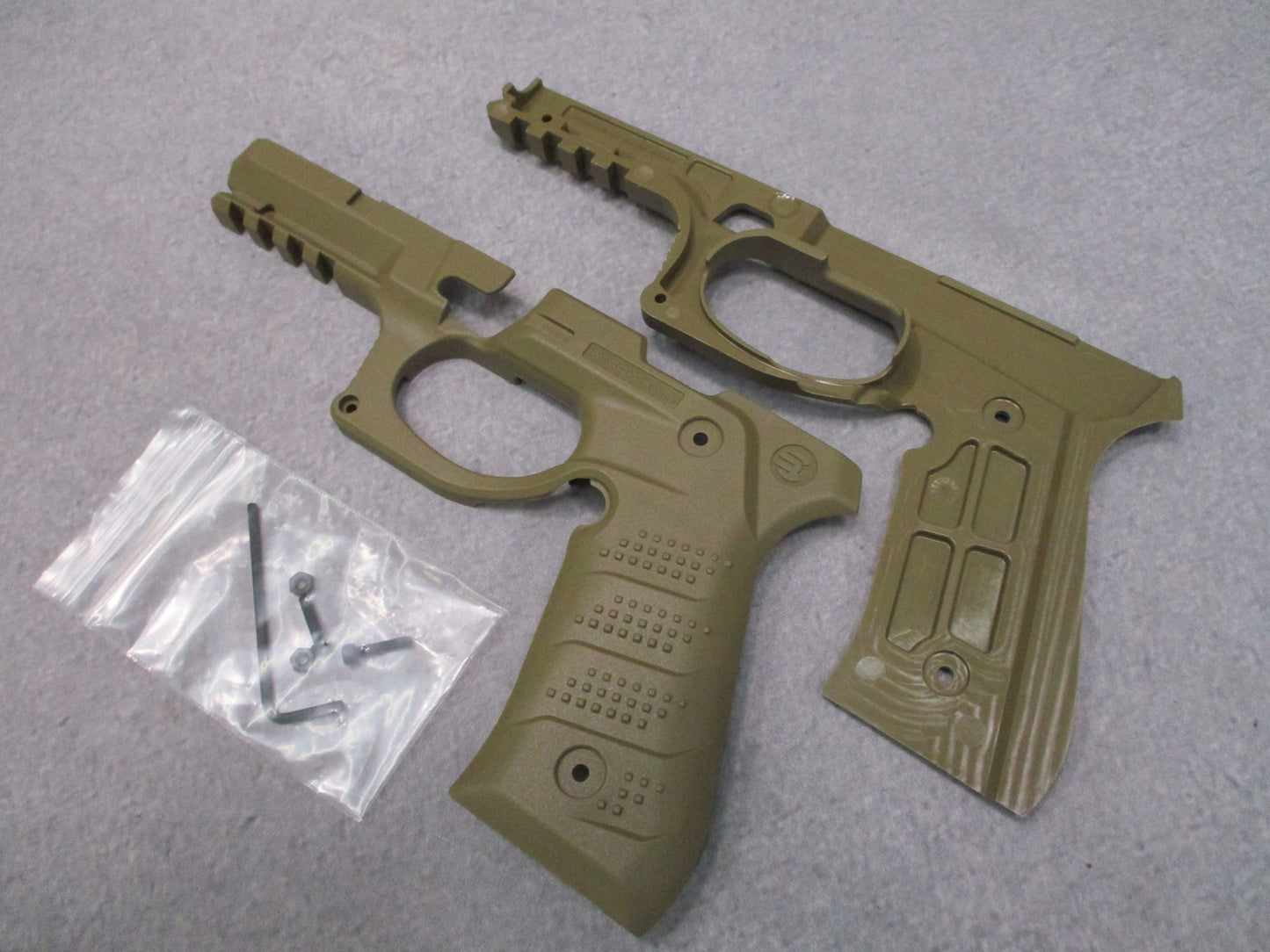 Recover Tactical BC2 Grip & Rail System for Beretta 92/96 - Tan
