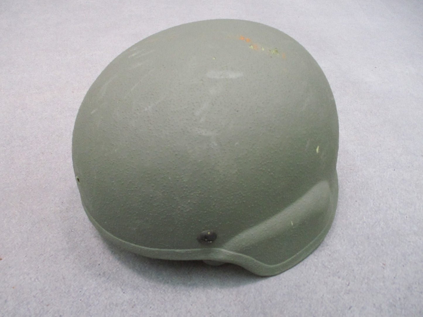 Advanced Combat Helmet ACH Size Medium Foliage Green w/ Pads & Chinstrap