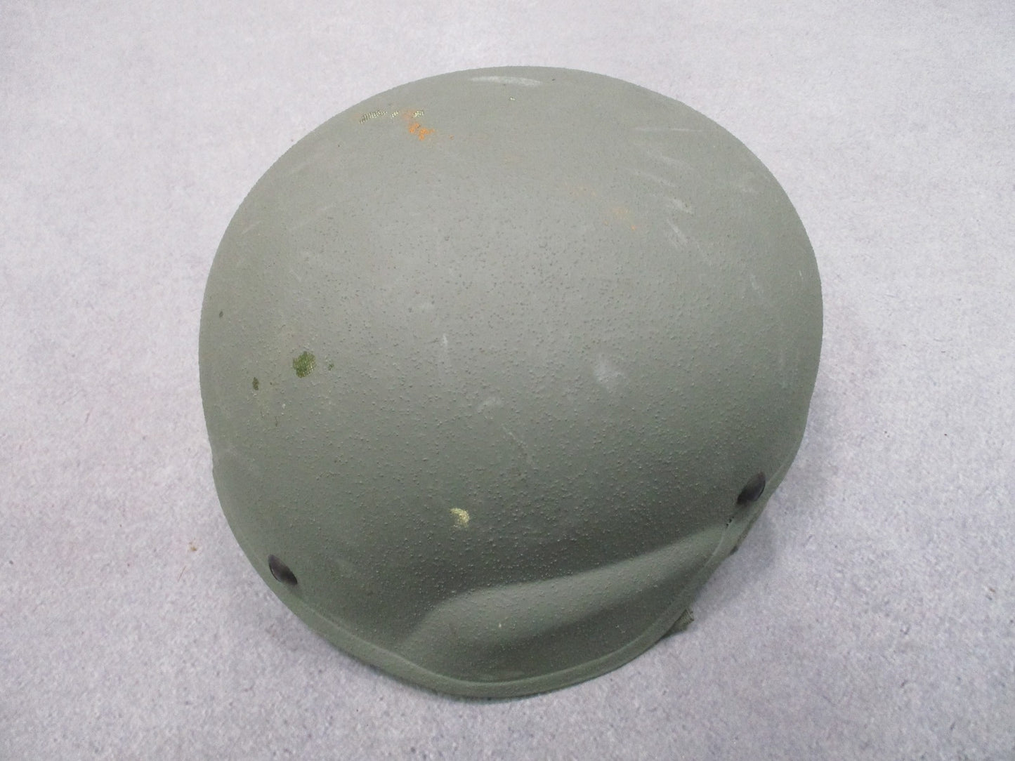 Advanced Combat Helmet ACH Size Medium Foliage Green w/ Pads & Chinstrap