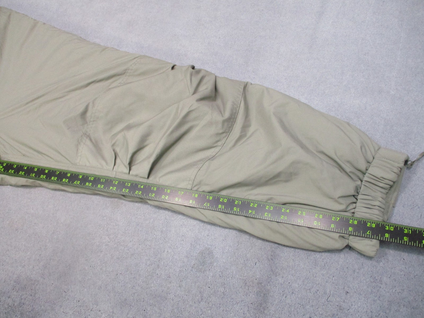 US Army Issue ECWCS Trousers M Long Extreme Cold Weather Pants w/ Zippers