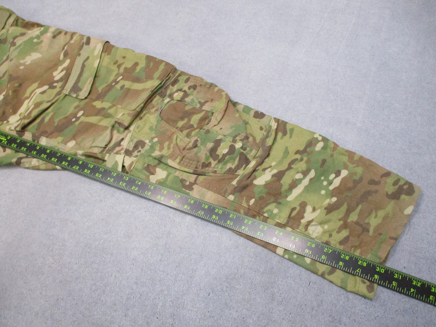 ARMY ADVANCED COMBAT PANTS W/ CRYE KNEE PAD SLOTS MEDIUM/REGULAR MULTICAM OCP