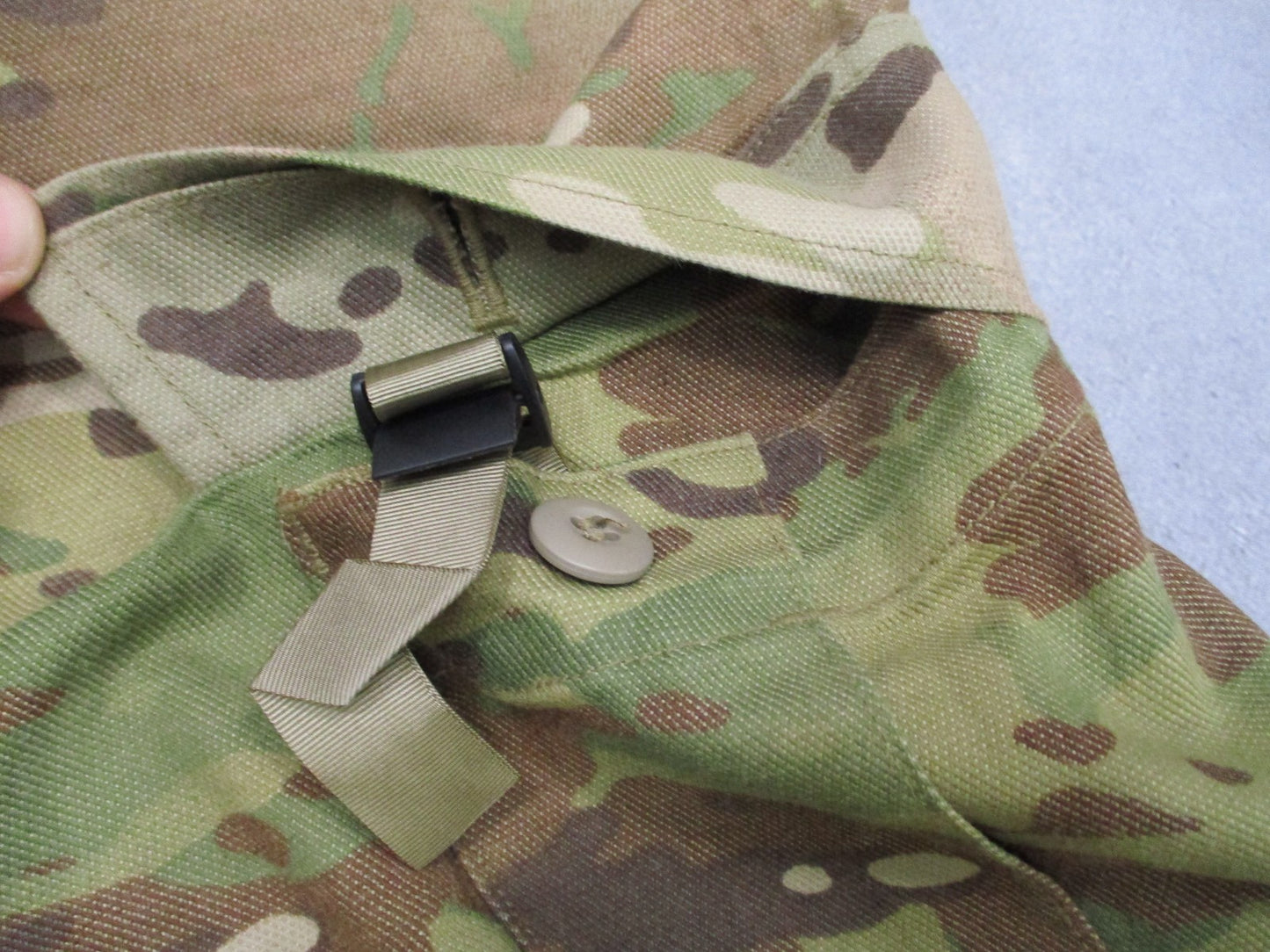 ARMY ADVANCED COMBAT PANTS W/ CRYE KNEE PAD SLOTS MEDIUM/REGULAR MULTICAM OCP