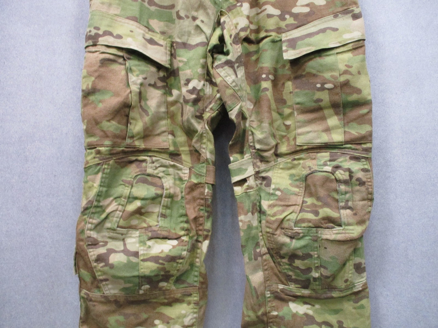 ARMY ADVANCED COMBAT PANTS W/ CRYE KNEE PAD SLOTS MEDIUM/REGULAR MULTICAM OCP
