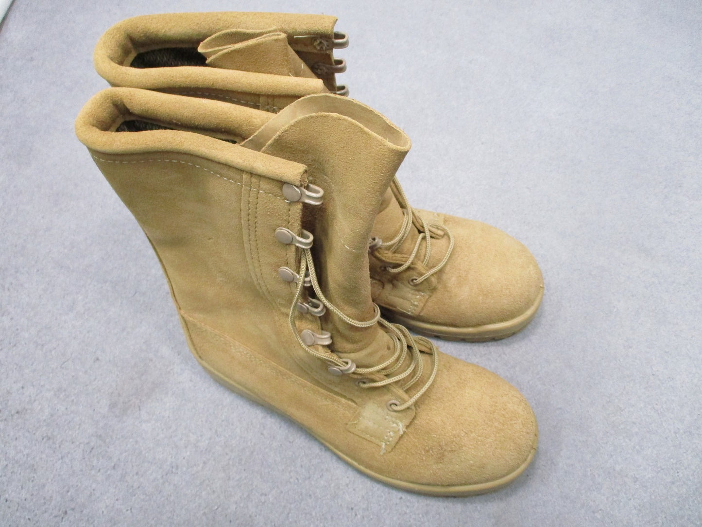 Bates 11461A USGI Cold Wet Weather Boots Tan Size 6R Gore-Tex Vibram 8430-01-619