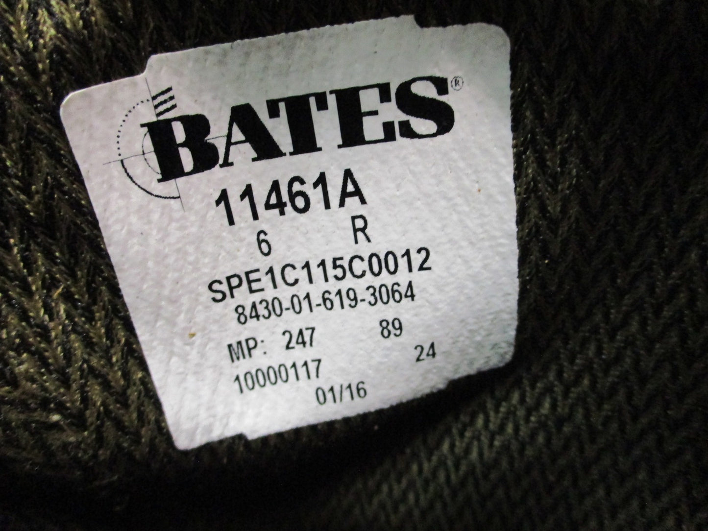 Bates 11461A USGI Cold Wet Weather Boots Tan Size 6R Gore-Tex Vibram 8430-01-619