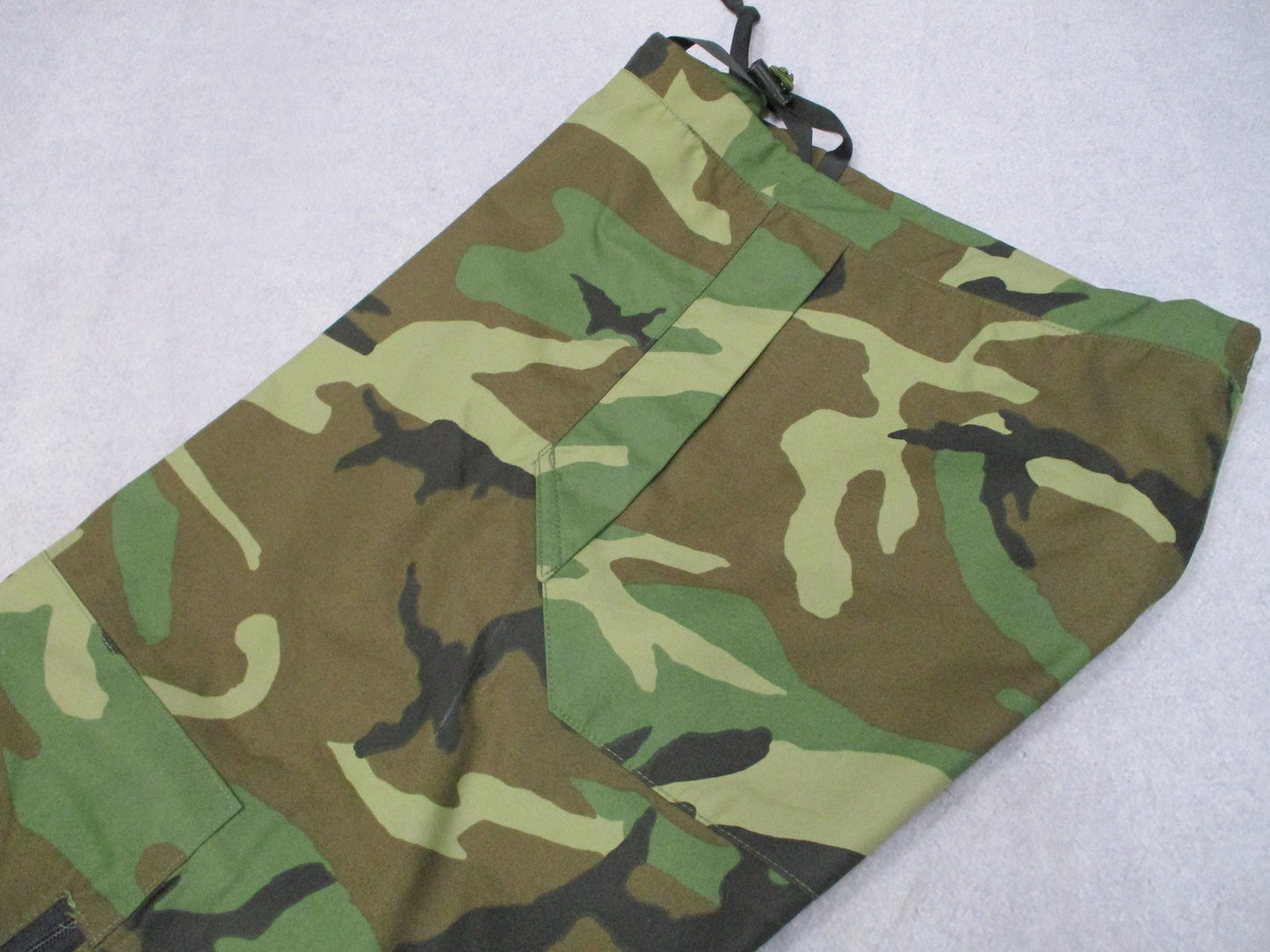 US Military ECWCS Gore-Tex Trousers Woodland Camo Small X-Short Waterproof Pants