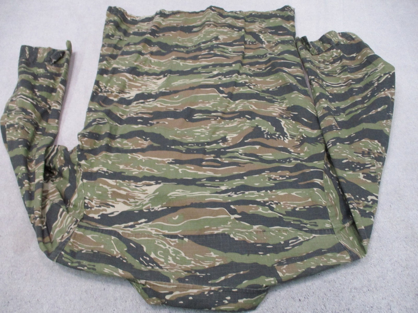 Vintage Tiger Stripe Camo BDU Shirt 100% Cotton Rip-Stop Men's Small Regular