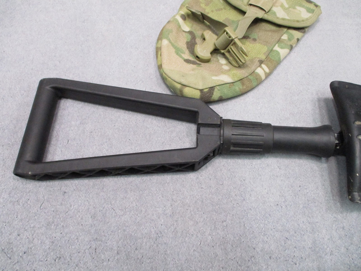 USGI Gerber Entrenching Tool E-Tool w/ Eagle Industries Multicam MOLLE II Pouch