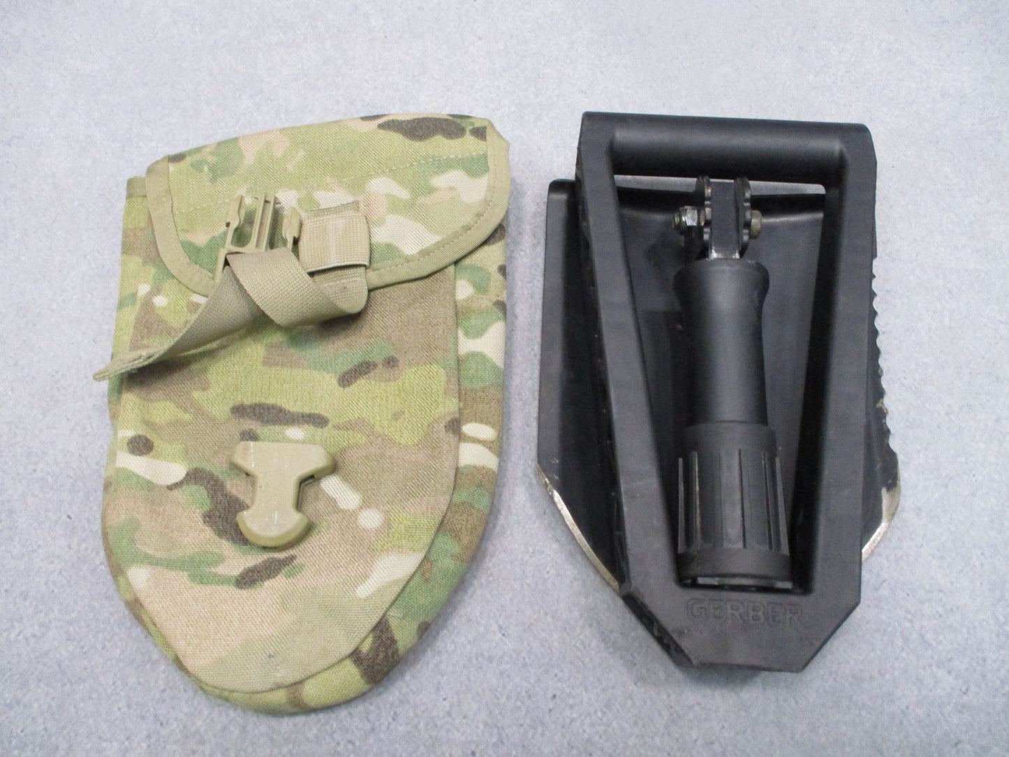 USGI Gerber Entrenching Tool E-Tool w/ Eagle Industries Multicam MOLLE II Pouch