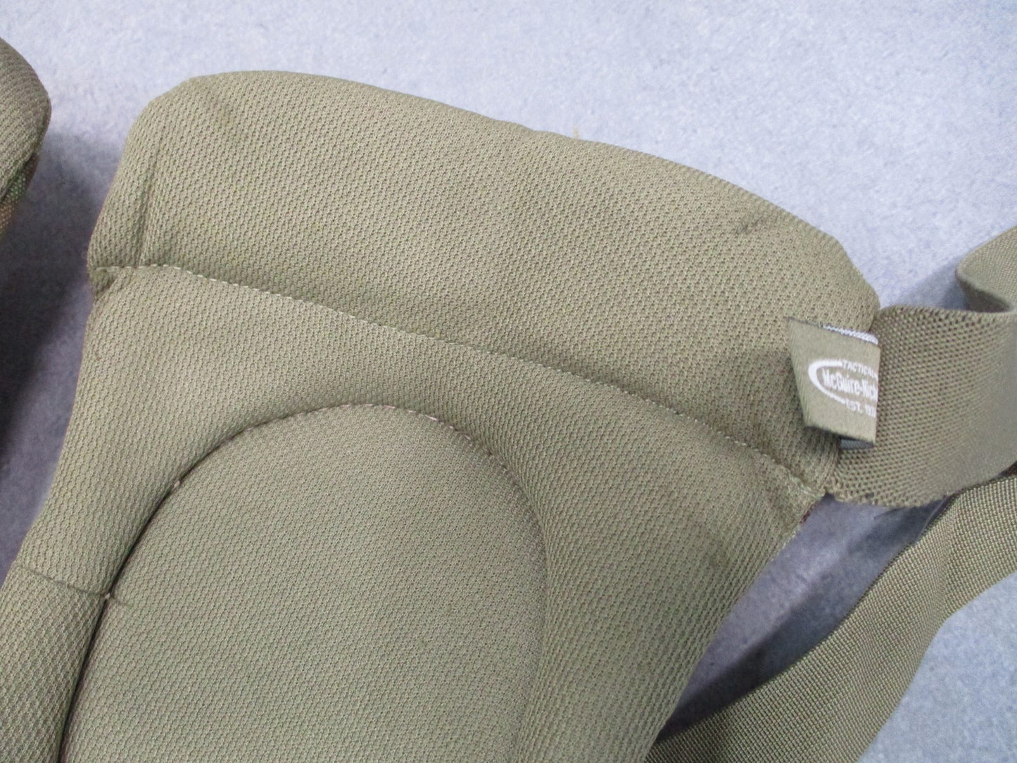 Army McGuire-Nicholas Tactical Knee Pads Multicam Adjustable Military Surplus