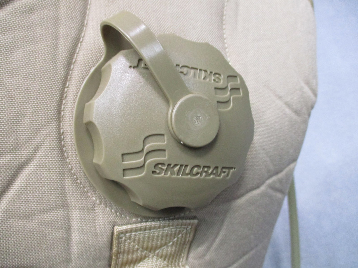 US Military MOLLE II Hydration Carrier System Tan Skilcraft Michael-Bianco Army