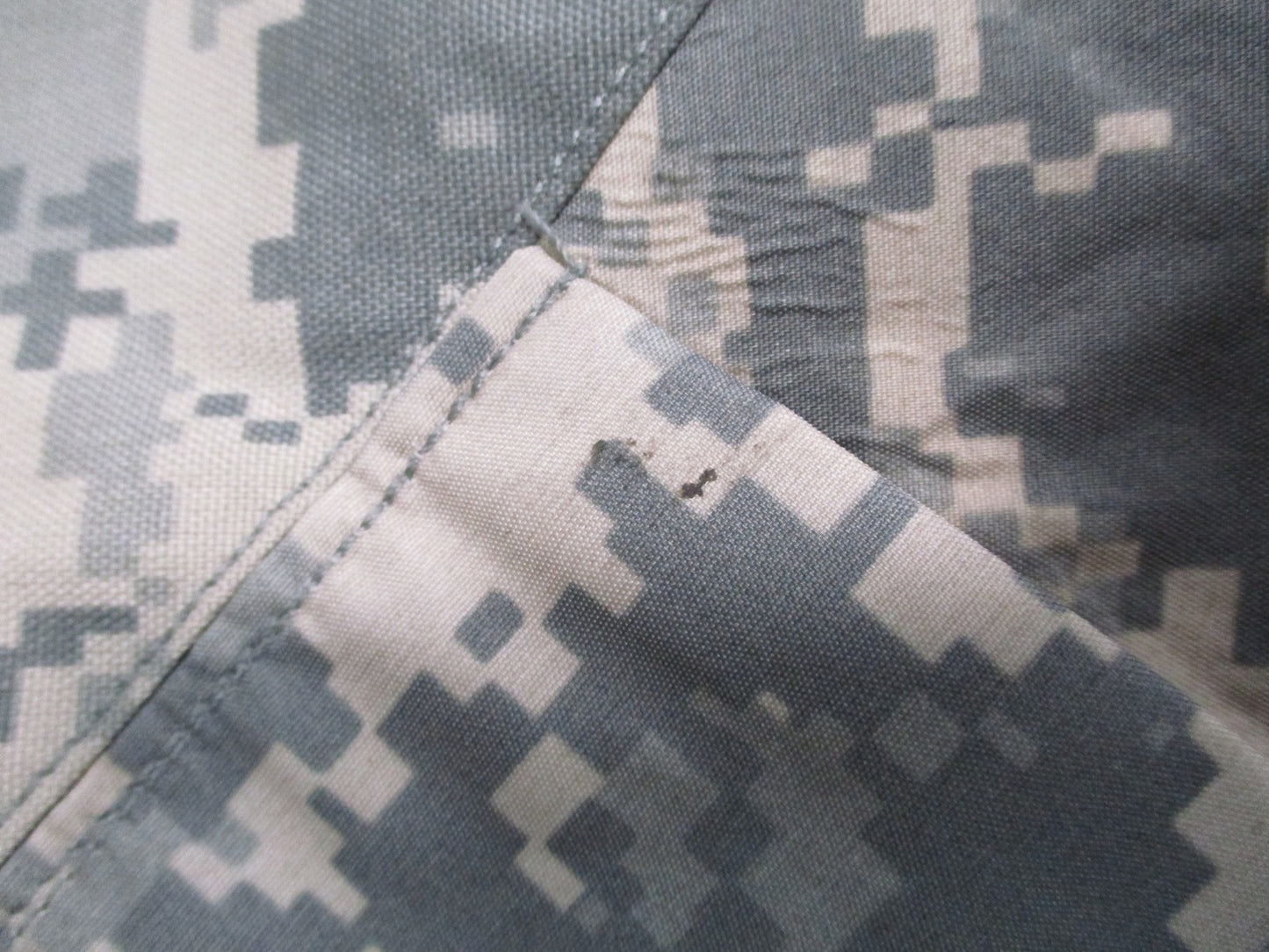 US Military ECWCS Gen II Cold Weather Parka UCP Camo Medium Regular Tennier