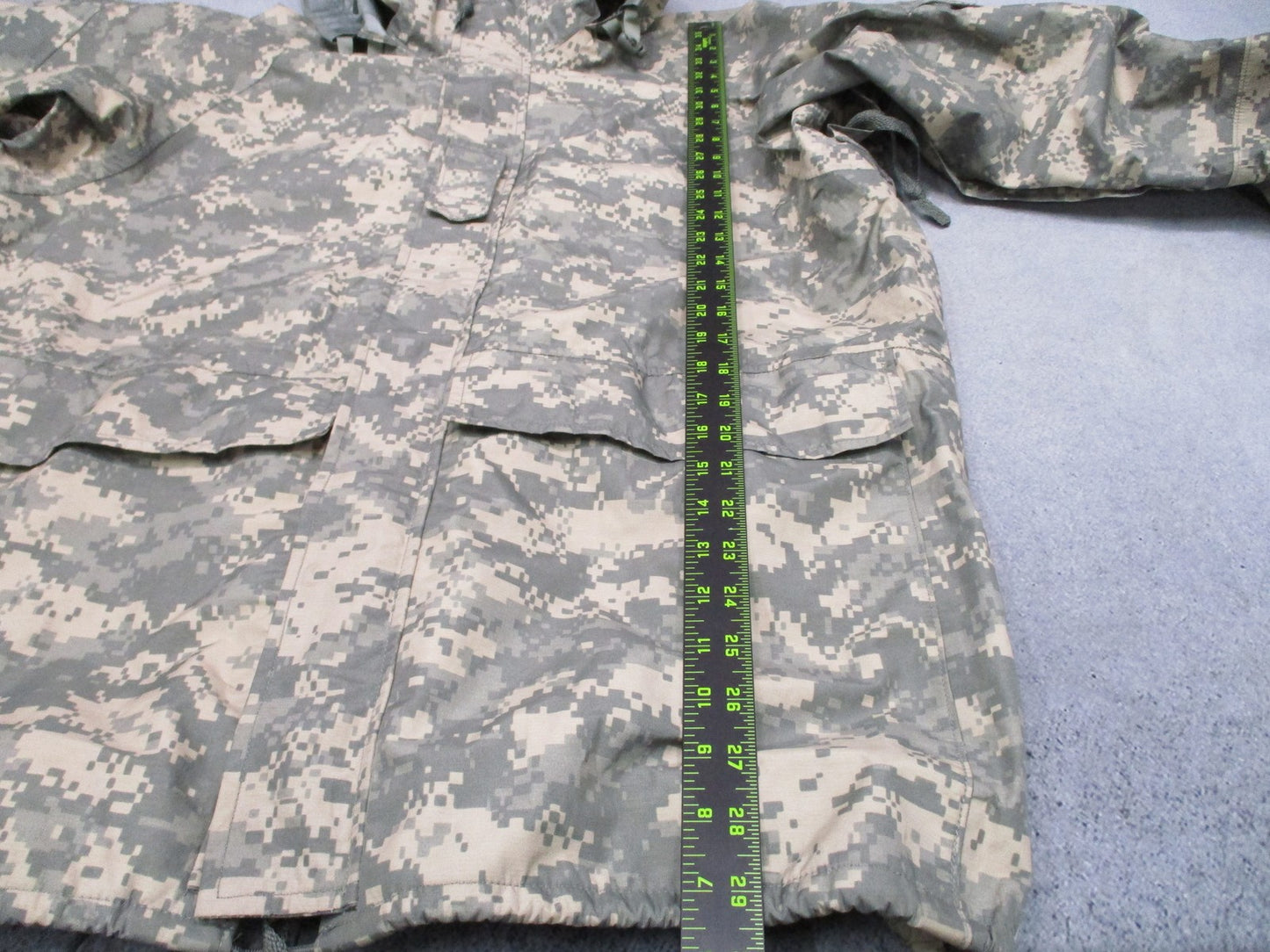 US Military ECWCS Gen II Cold Weather Parka UCP Camo Medium Regular Tennier