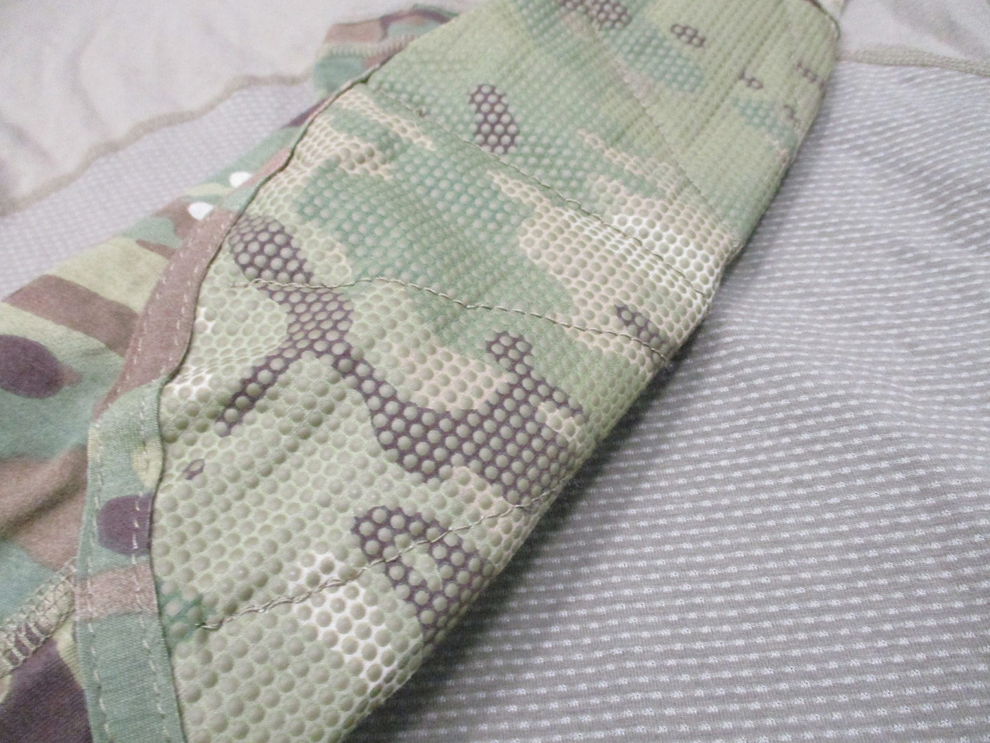 US Army Combat Shirt Flame Resistant Multicam Tactical Uniform Size Medium NSN