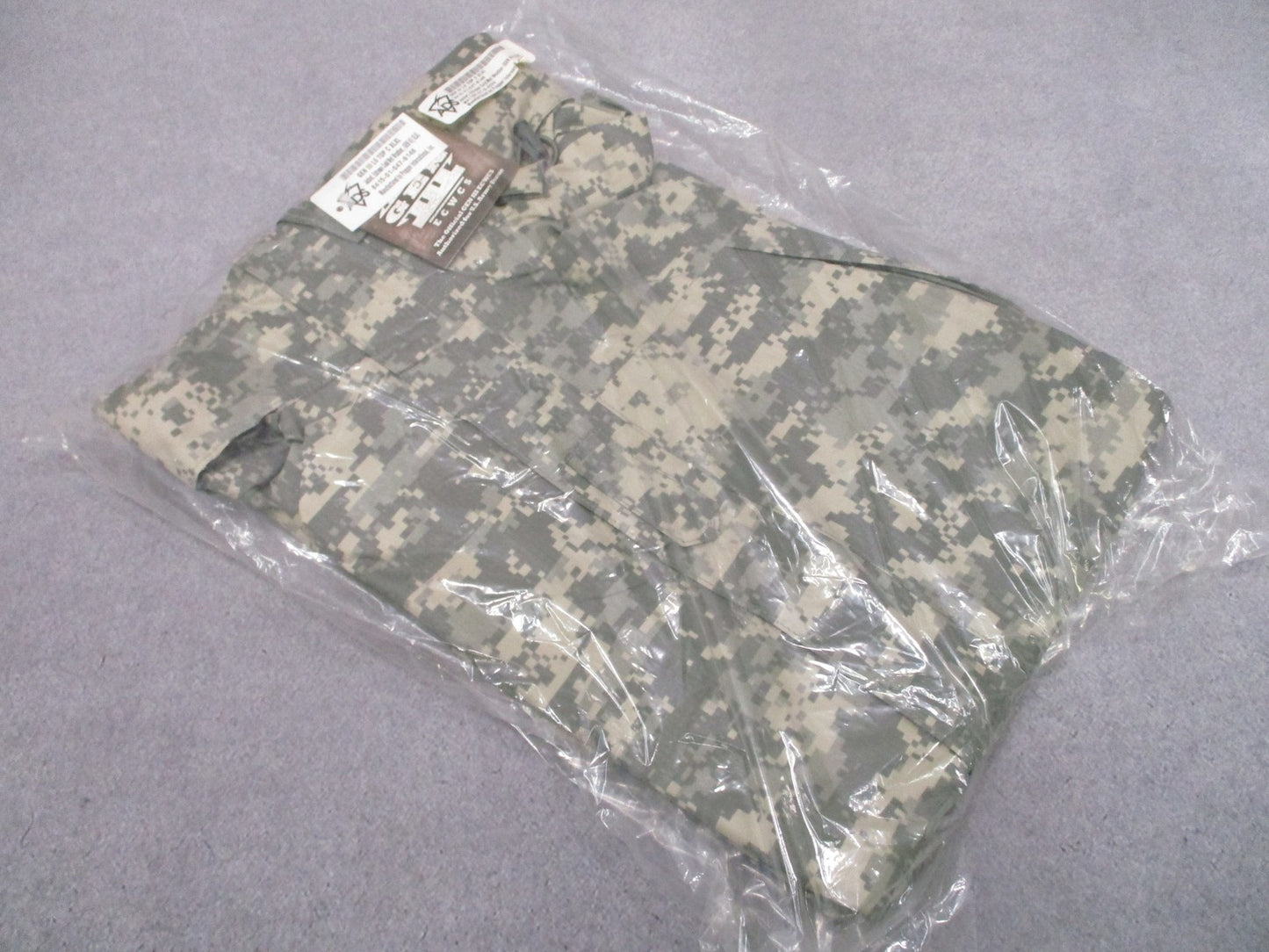 New US Army ECWCS Gen III Level 6 GORE-TEX Jacket UCP Digital Camo XL-XL