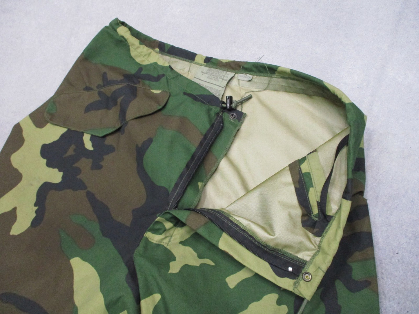 USGI Camouflage ECWCS Cold Weather Trousers Medium-Regular NSN 8415-01-228-1346