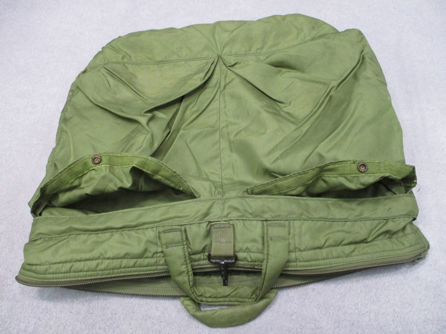 USGI UNICOR Flyer's Helmet Bag OD Green Military Padded NSN 8415-00-782-2989
