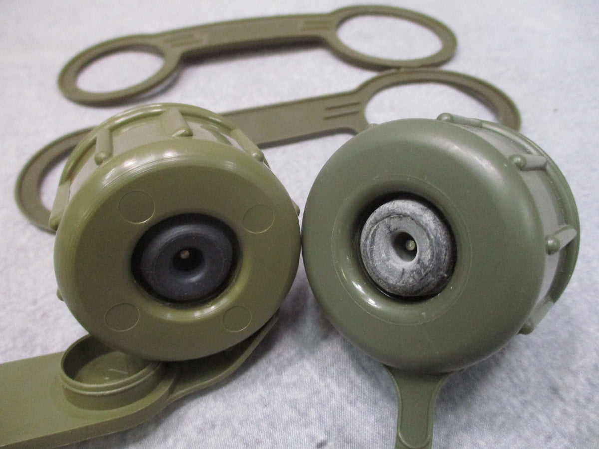 2x PACK NOS USGI 1 & 2 QT Canteen Cap Kit M40 Gas Mask Caps Retention Strap