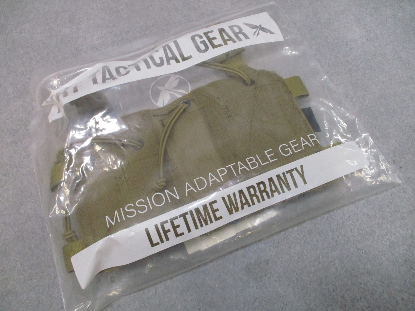 HRT Tactical Response Placard Coyote Brown 2 Rifle 2 Pistol Mag for Plate Vest
