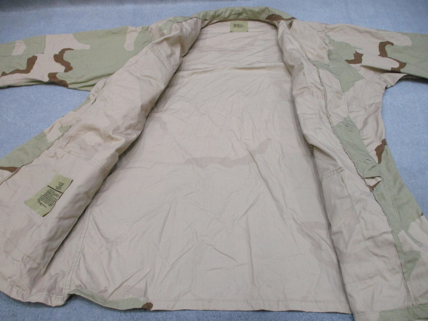US Military Desert Camo Combat Coat Jacket Large-Long 50% Nylon 50% Cotton
