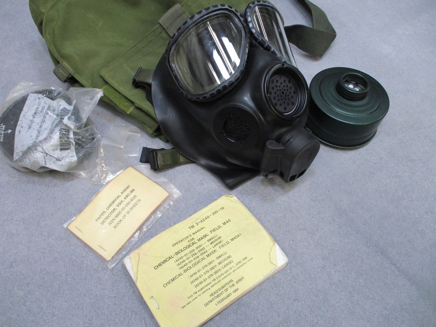 USGI M40 Gas Mask Medium 2003 w/ Filter Carrier Lens Covers Military Surplus