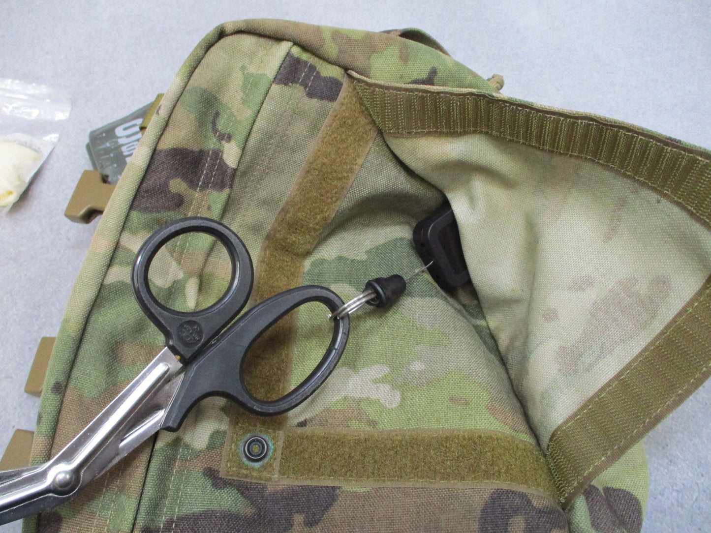 ARMY OCP MULTICAM FIRST AID KIT CLS BAG COMBAT LIFE SAVER CAT TOURNIQUET BANDAGE
