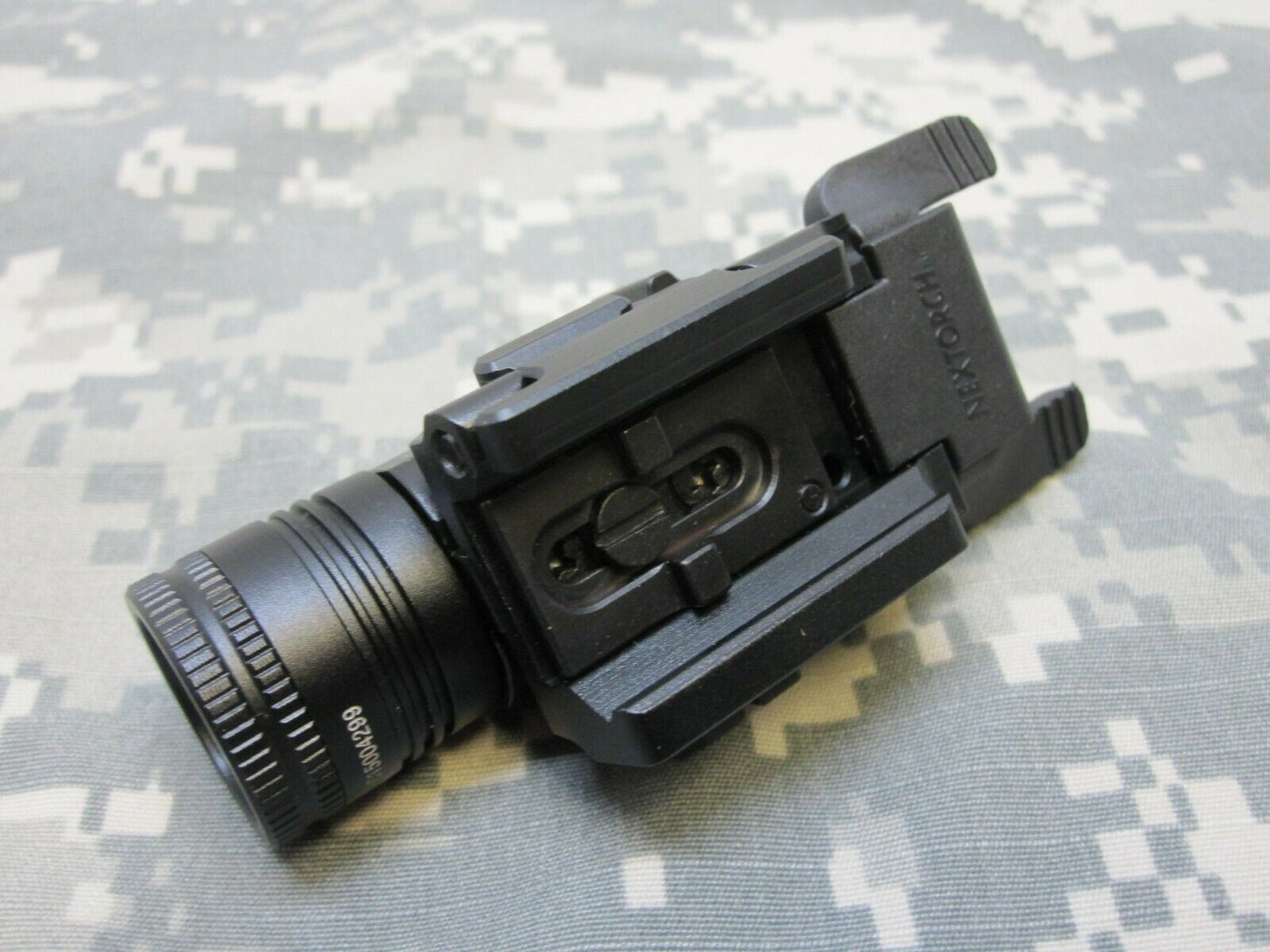 NEXTORCH 230 LUMENS UNIVERSAL ADJUSTABLE RAIL MOUNT HANDGUN PISTOL LIGHT LED