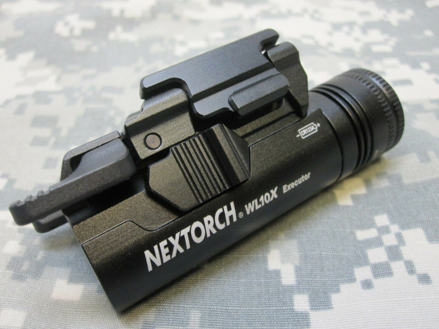NEXTORCH 230 LUMENS UNIVERSAL ADJUSTABLE RAIL MOUNT HANDGUN PISTOL LIGHT LED