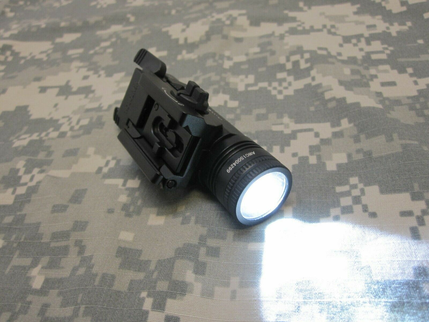 NEXTORCH 230 LUMENS UNIVERSAL ADJUSTABLE RAIL MOUNT HANDGUN PISTOL LIGHT LED