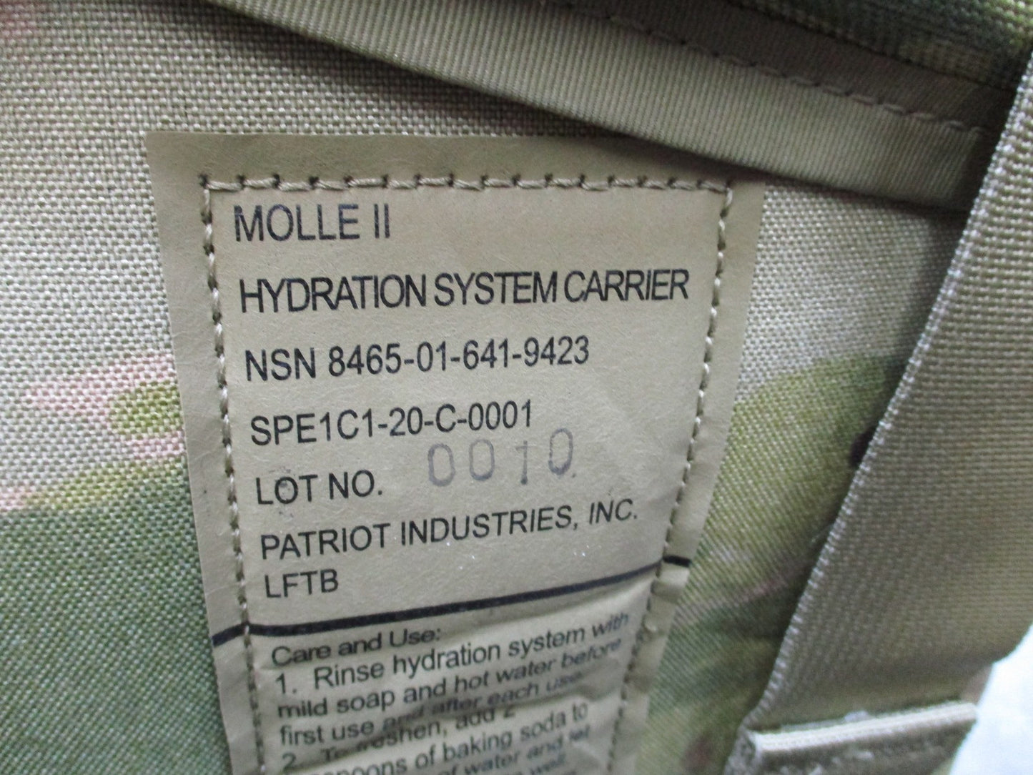 MOLLE II Hydration System Carrier Army Issues OCP Scorpion Excellent w. Bladder