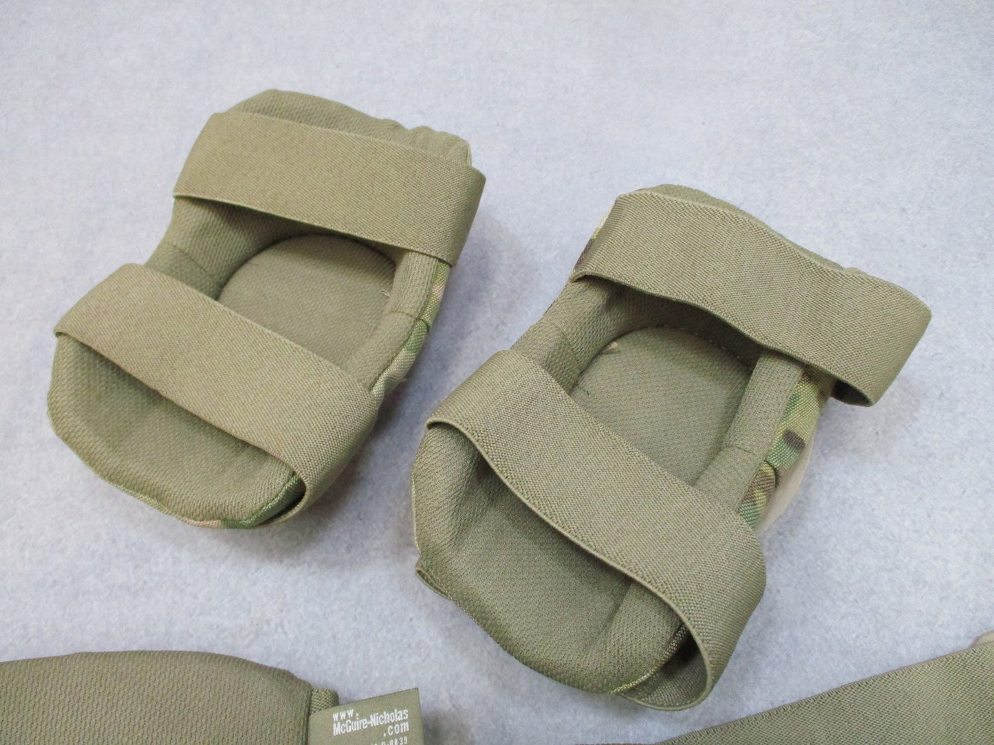 McGuire-Nicholas Tactical Knee Pads MultiCam Camo Pair Set Used Excellent