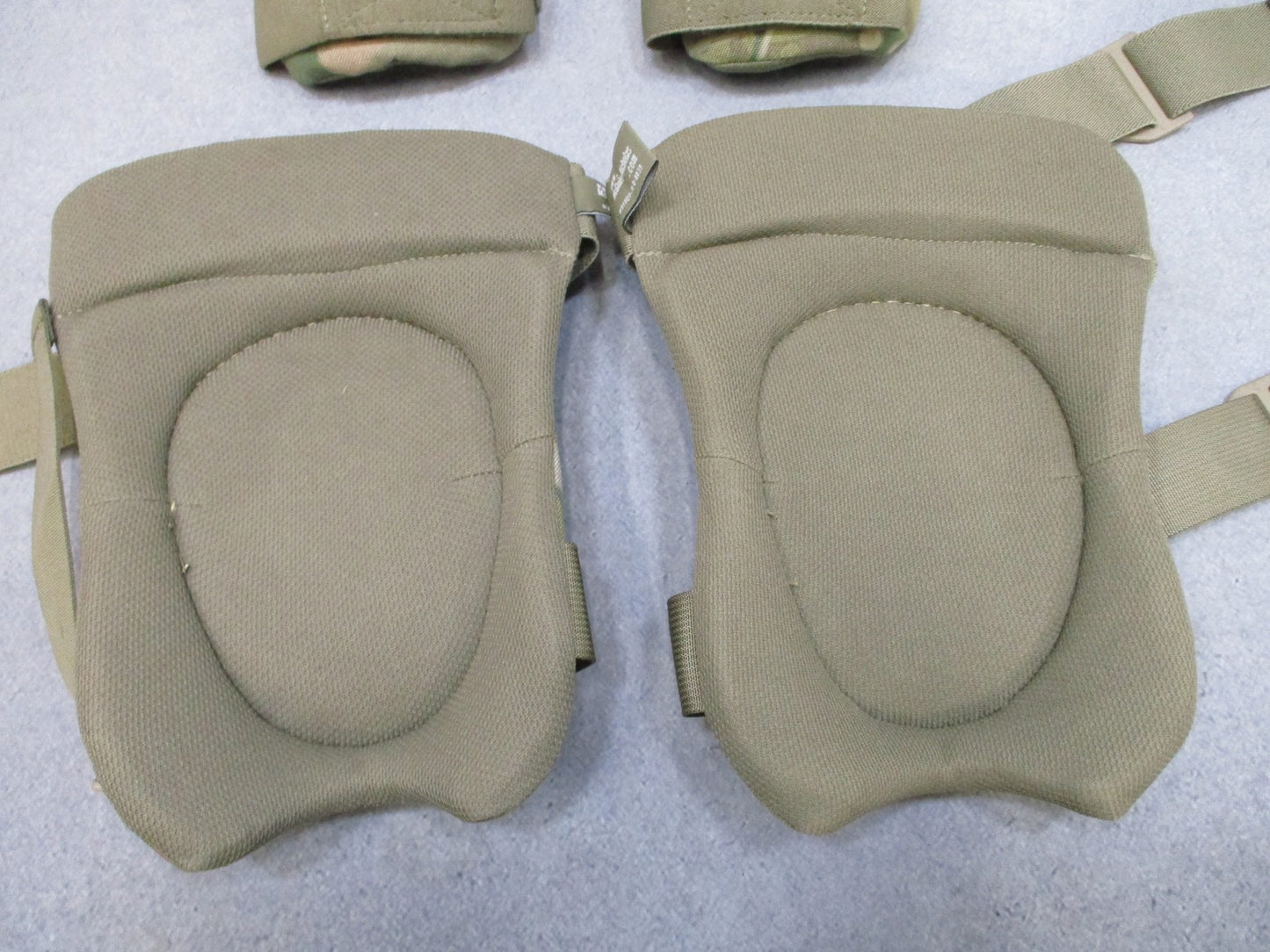 McGuire-Nicholas Tactical Knee Pads MultiCam Camo Pair Set Used Excellent