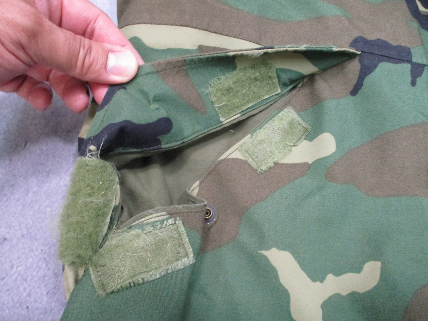 USGI ECWCS Woodland Gore-Tex Parka Large Regular Alpha Ind. 8415-01-228-1319