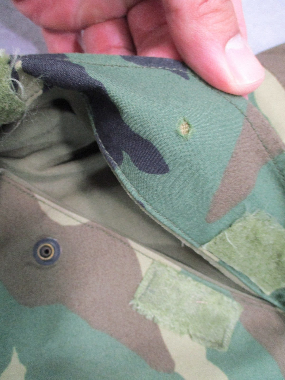 USGI ECWCS Woodland Gore-Tex Parka Large Regular Alpha Ind. 8415-01-228-1319