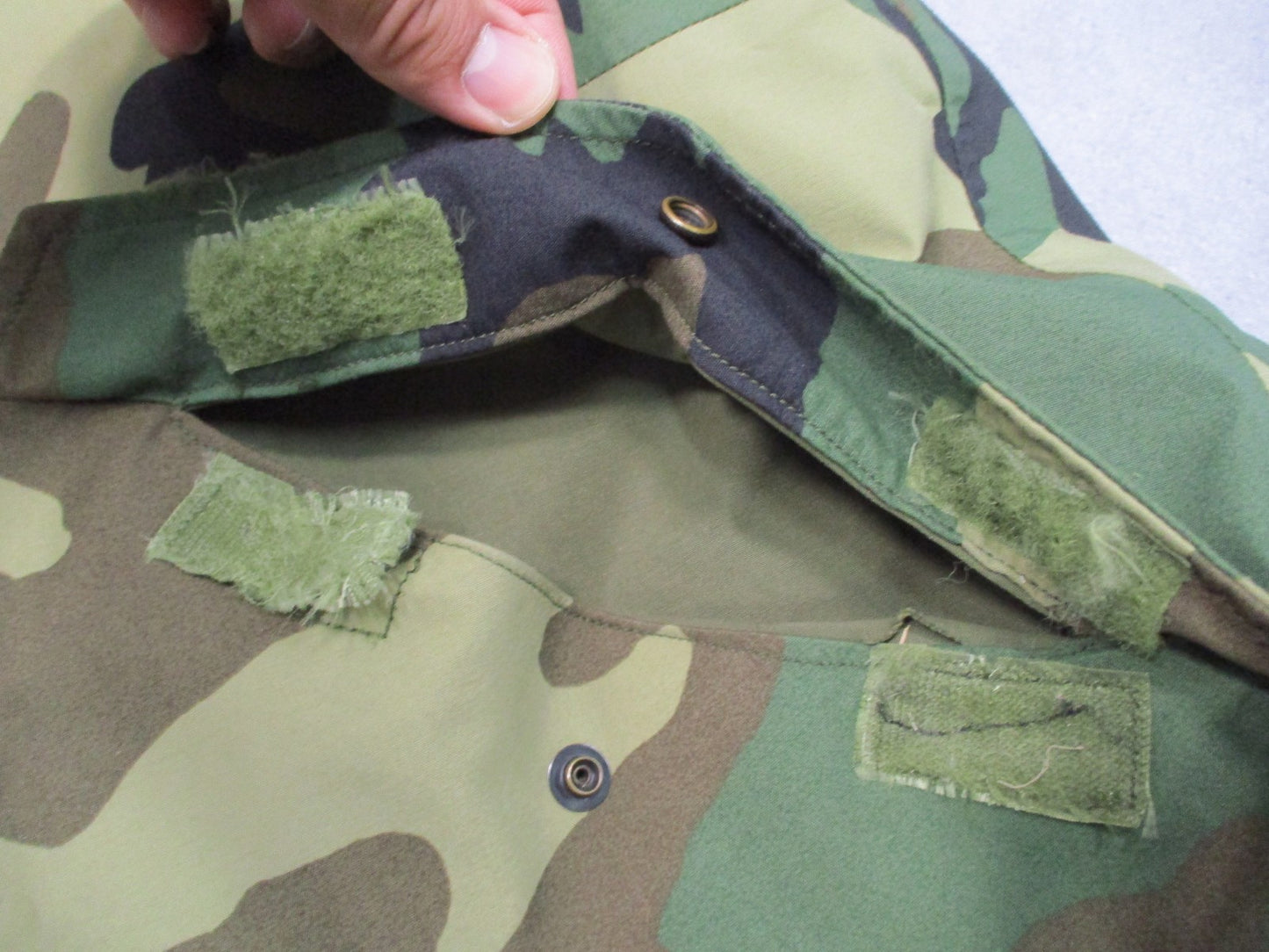 USGI ECWCS Woodland Gore-Tex Parka Large Regular Alpha Ind. 8415-01-228-1319