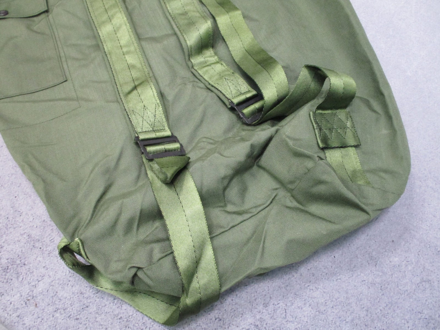 US Military Surplus Duffel Bag Olive Drab NSN 8465-01-117-8699 Sea Bag Top Load