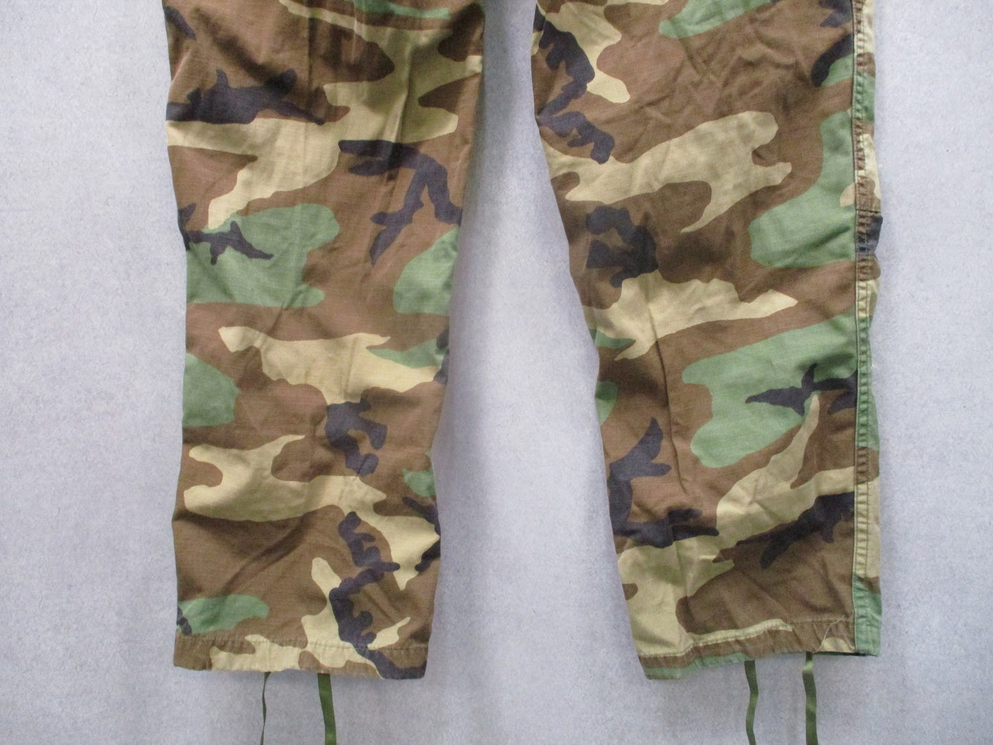 Vintage Propper Woodland Camo BDU Combat Trousers Medium Long Military Surplus