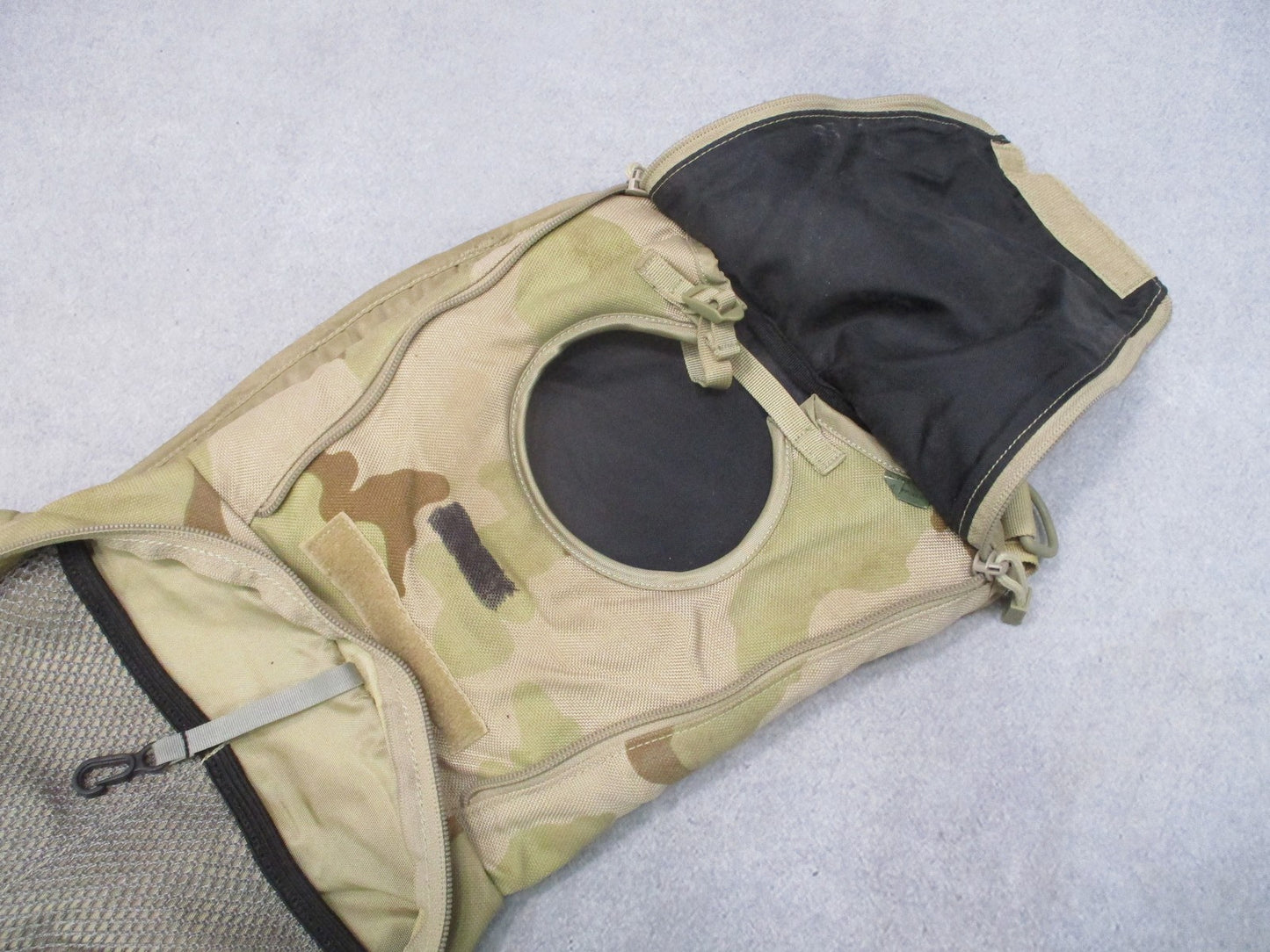 CamelBak Ambush Tactical Hydration Pack MOLLE Cordura Desert DCU (used)