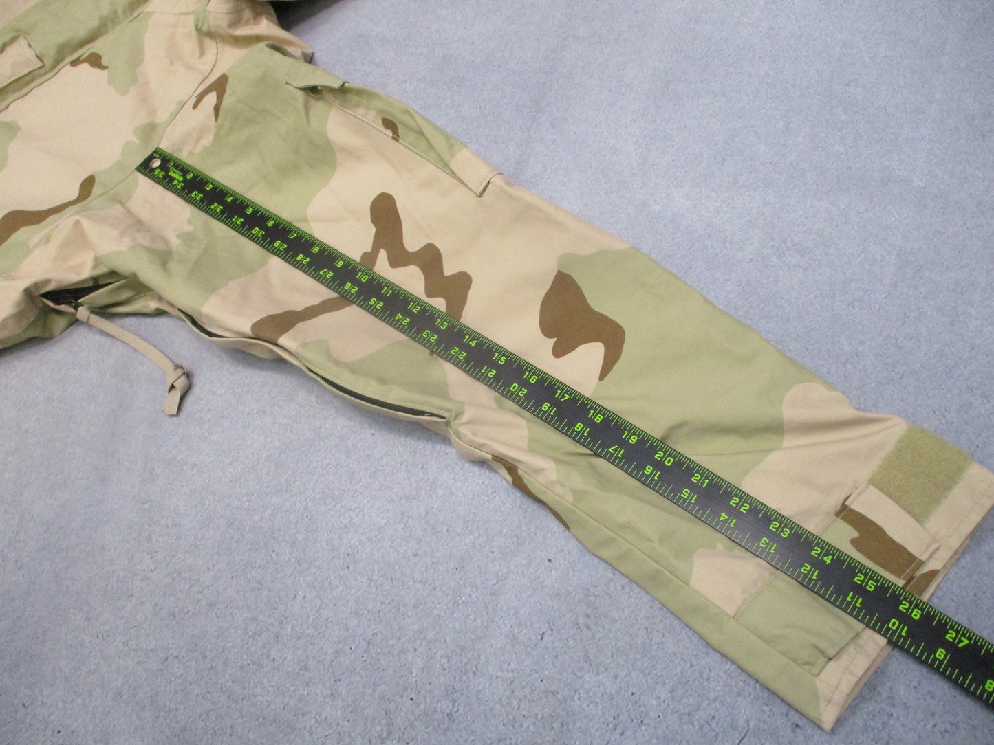 US Military ECWCS Gen II Gore-Tex Parka Desert Camo Medium Regular Jacket