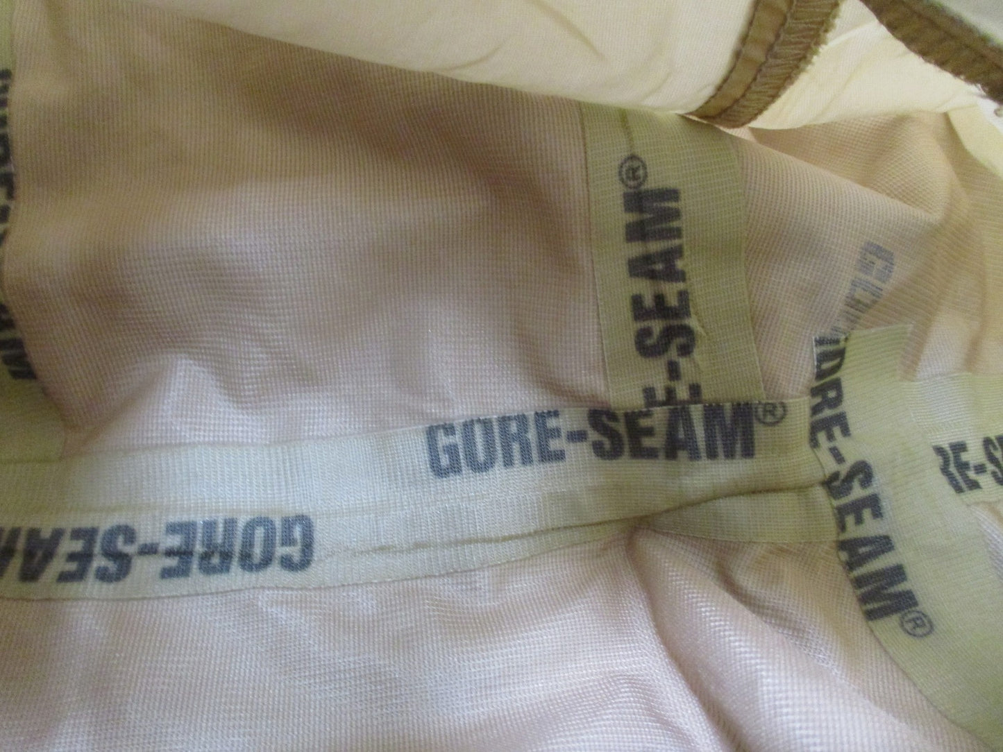 US Military ECWCS Gen II Gore-Tex Parka Desert Camo Medium Regular Jacket