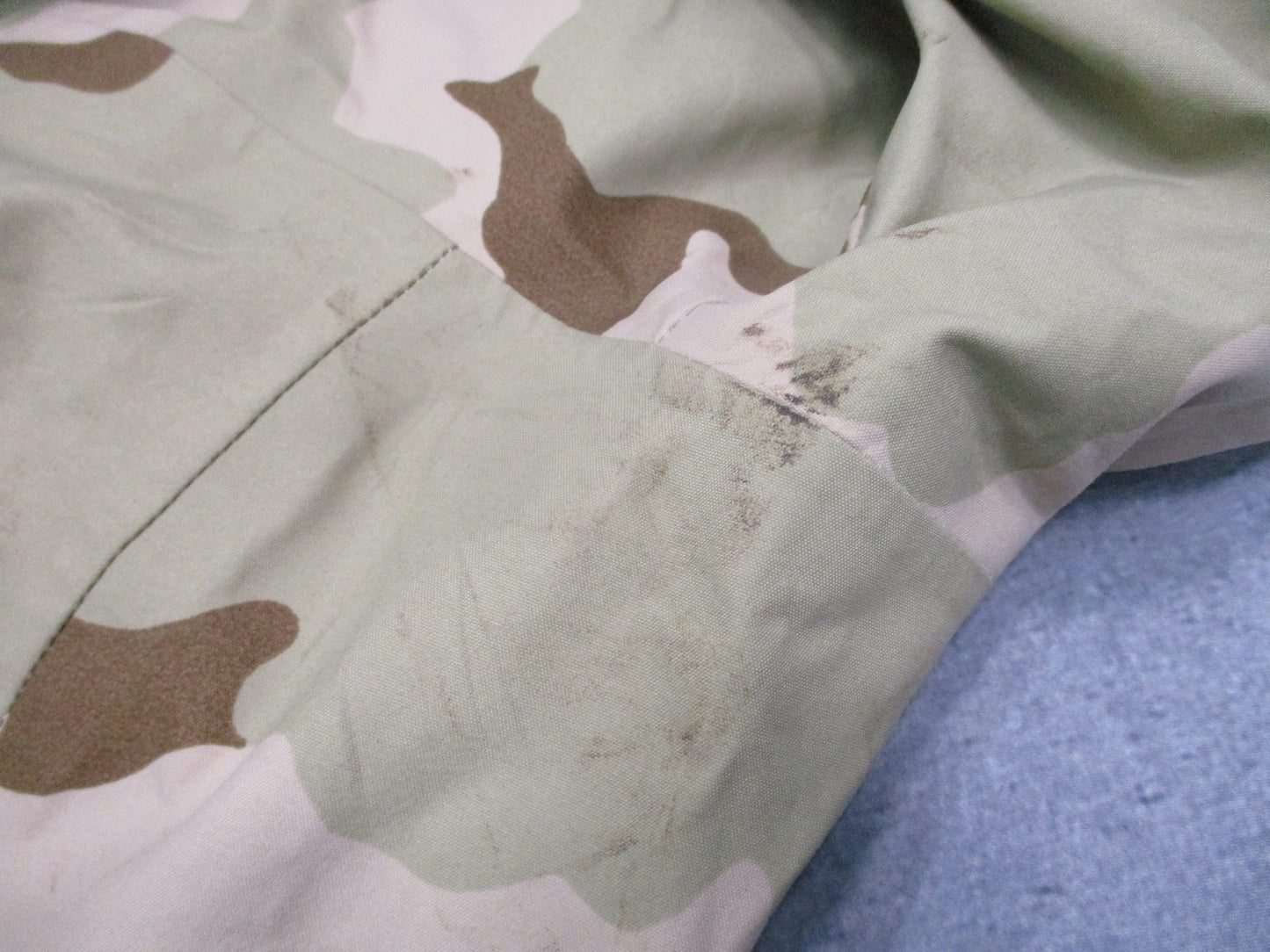 US Military ECWCS Gore-Tex Parka Desert Camo DCU Tactical Jacket Size Large-Reg