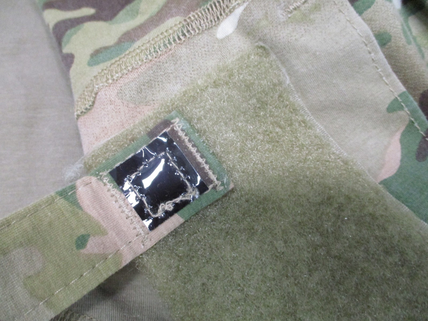 US Military Army Combat Shirt Flame Resistant Multicam Size Large NSN 8415-01-58