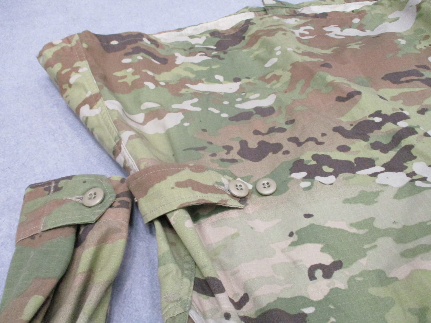 US Military OCP Maternity Utility Uniform Coat Size Medium X-Short Ripstop