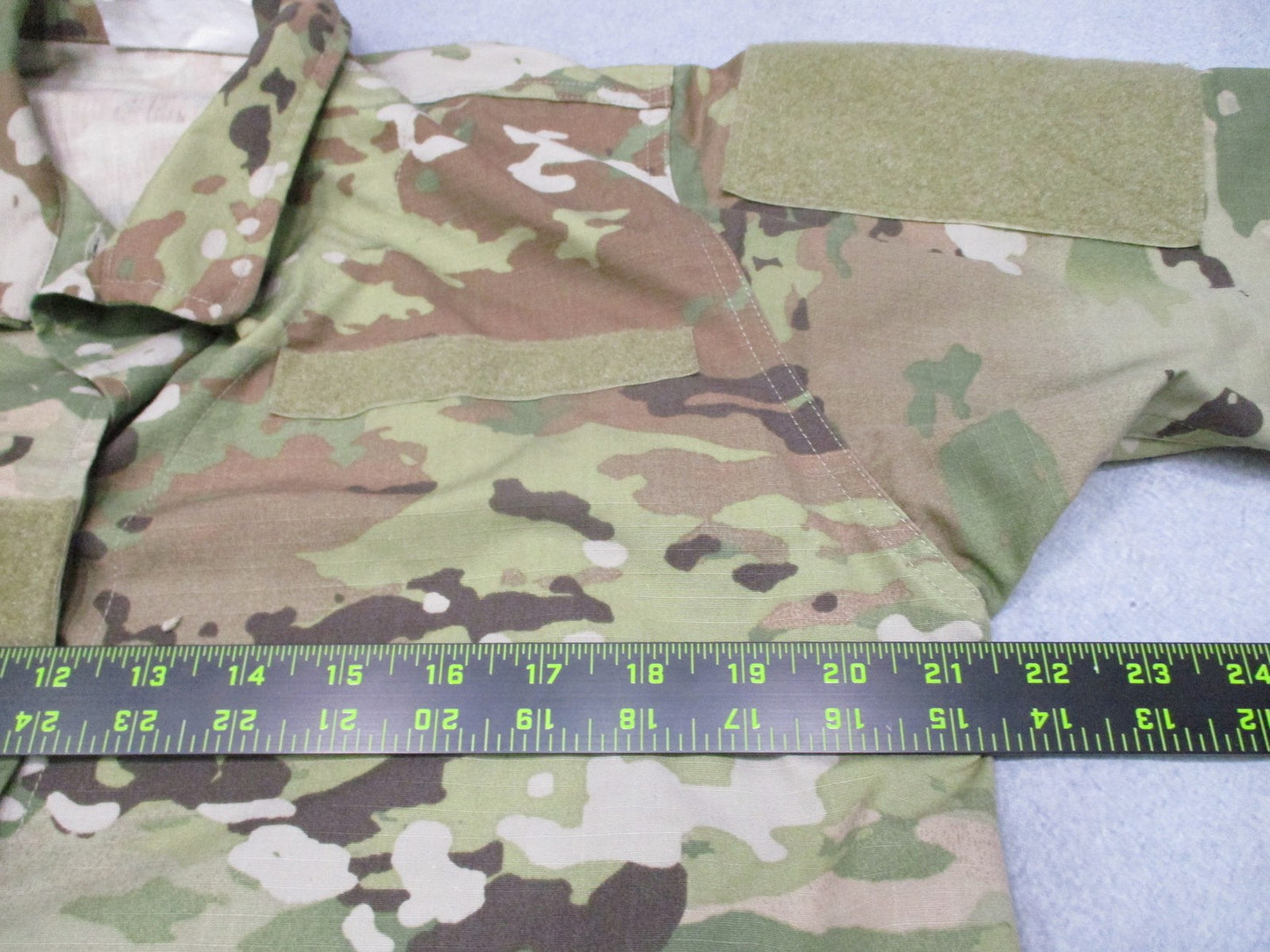 US Military OCP Maternity Utility Uniform Coat Size Medium X-Short Ripstop