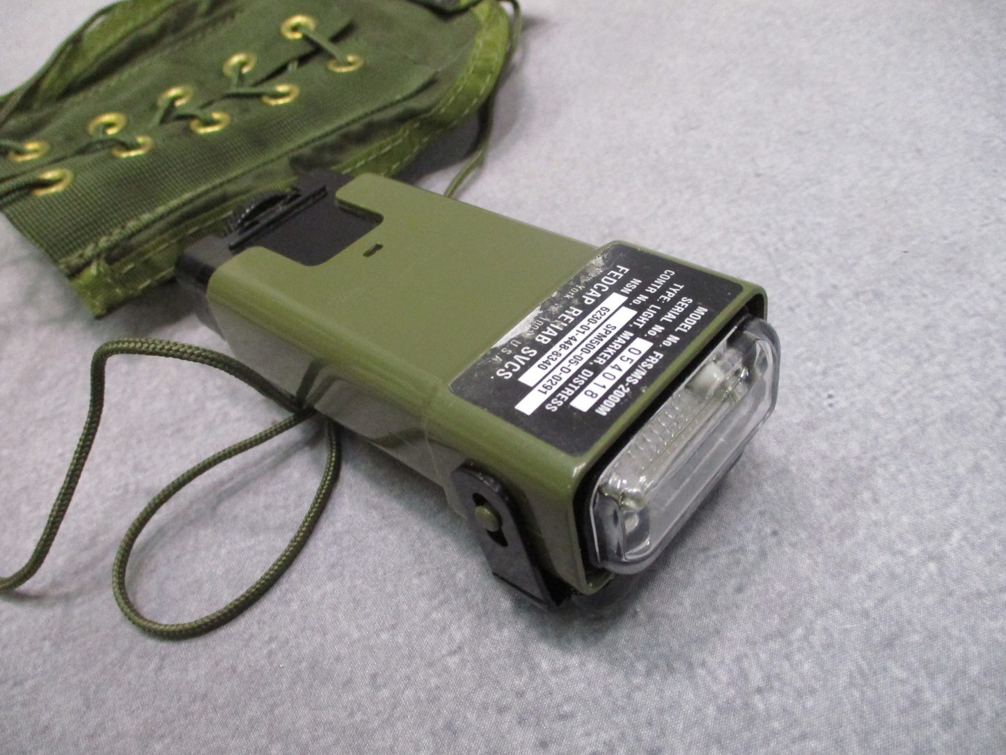 Military Surplus FRS/MS-2000M Distress Marker Light w Pouch NSN 6230-01-448-8340