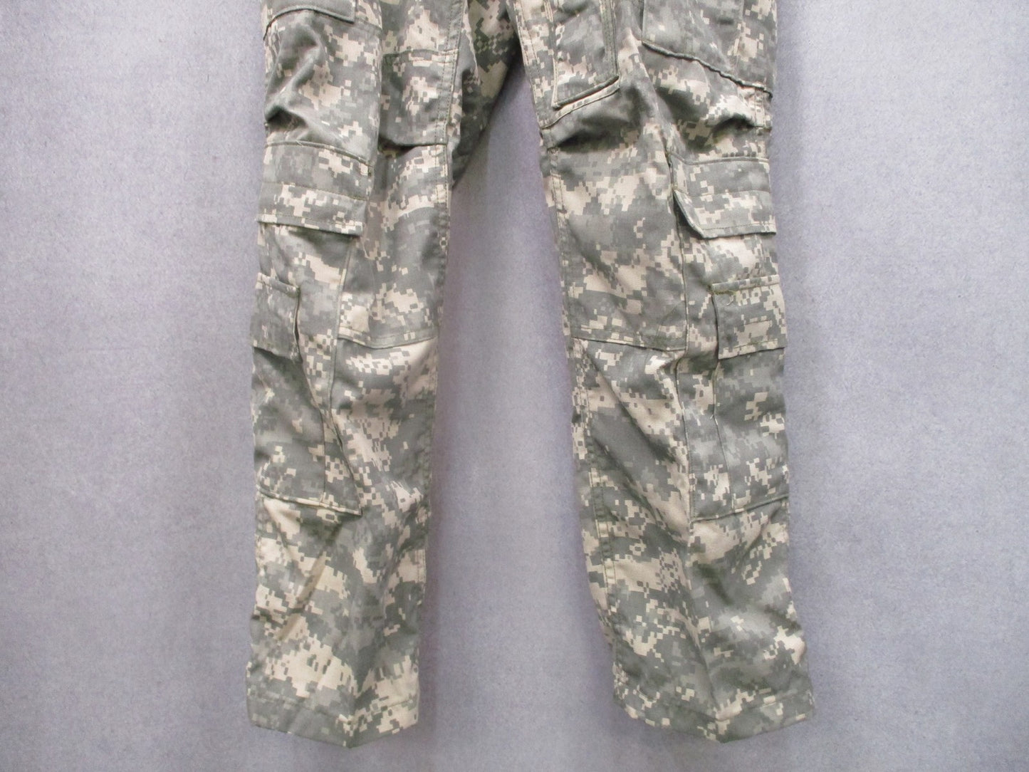 US Military Aircrew Combat Trousers UCP Digital Camo Small Short Flame Resistant