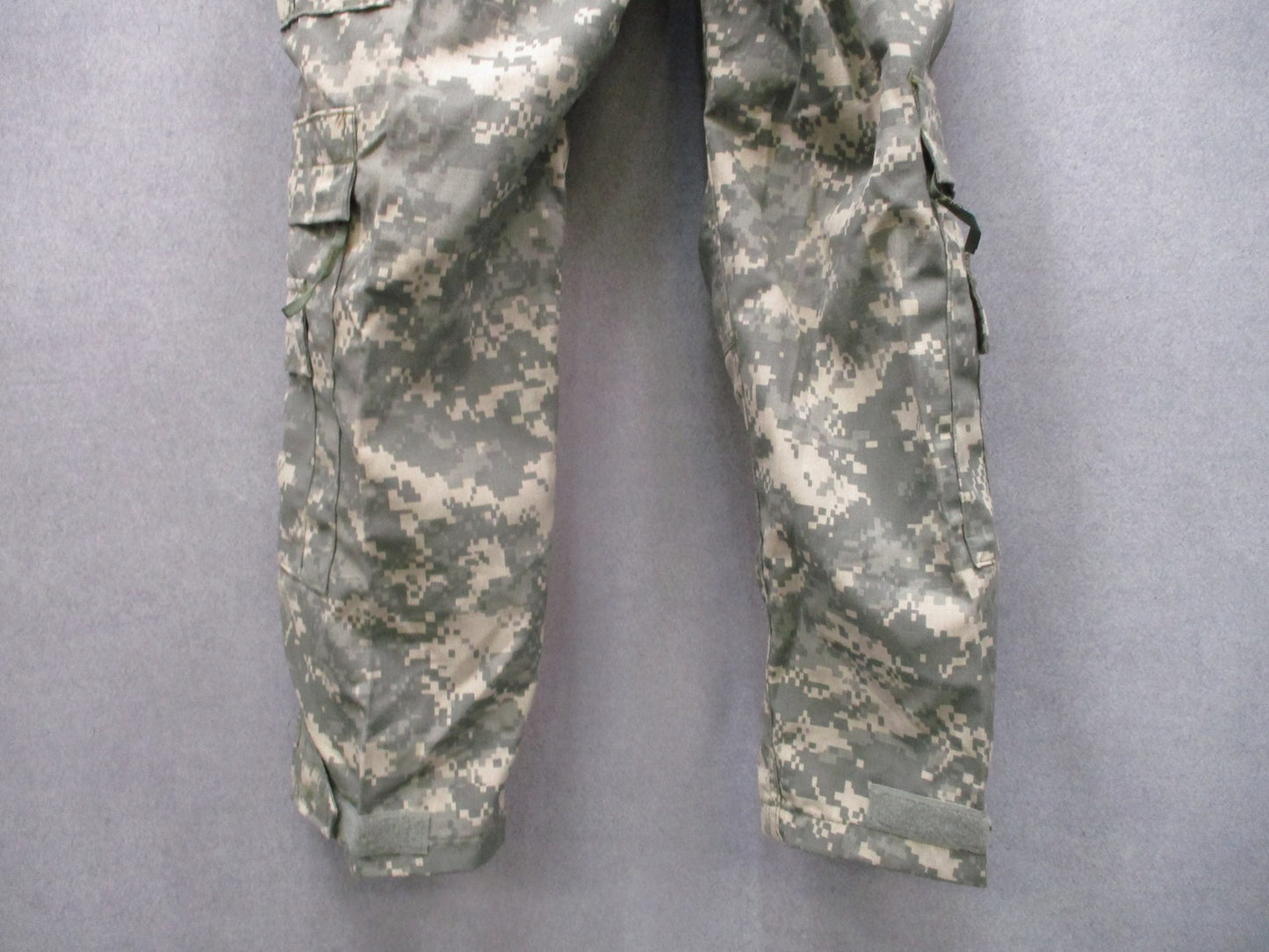 US Military Aircrew Combat Trousers UCP Digital Camo Small Short Flame Resistant