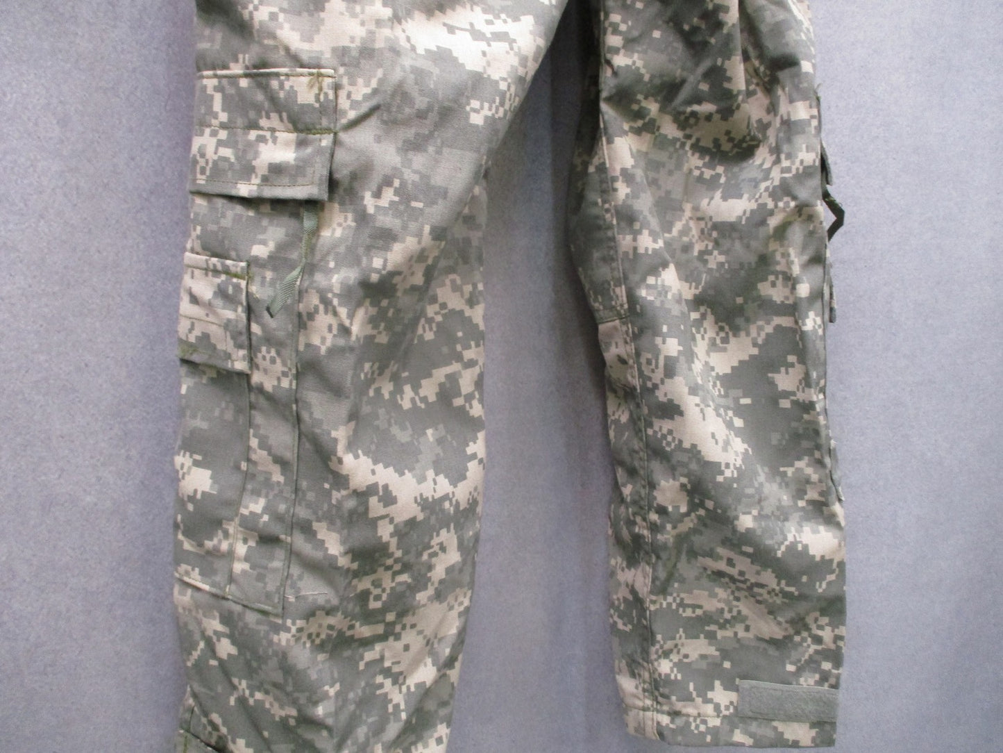 US Military Aircrew Combat Trousers UCP Digital Camo Small Short Flame Resistant