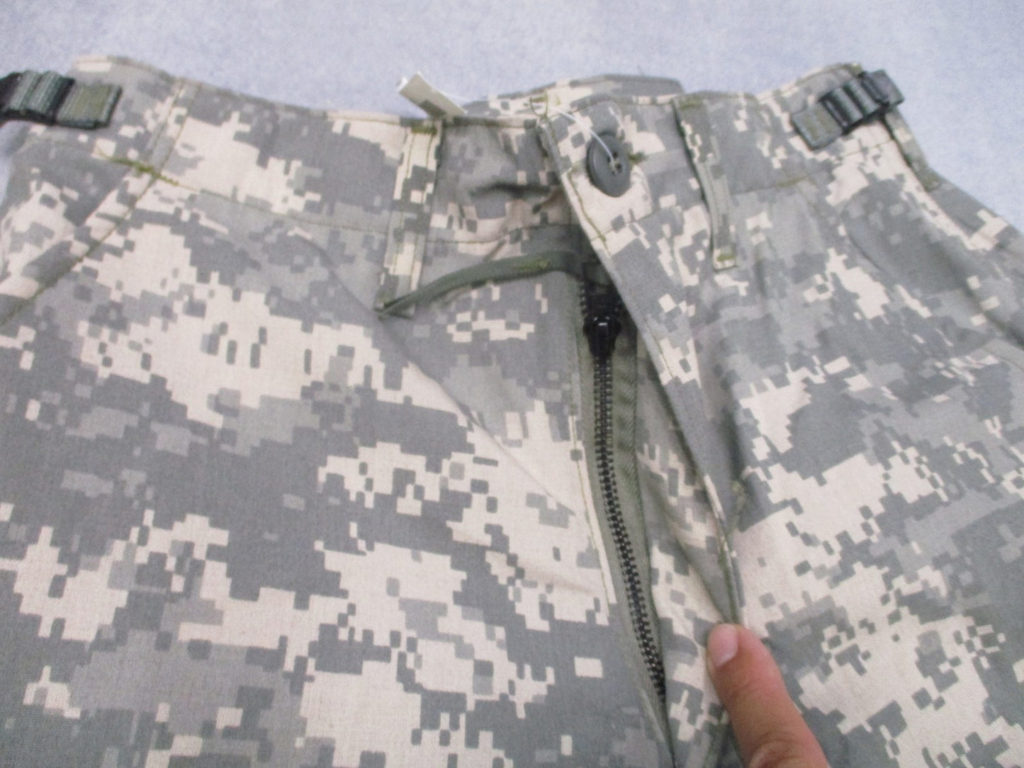US Military Aircrew Combat Trousers UCP Digital Camo Small Short Flame Resistant